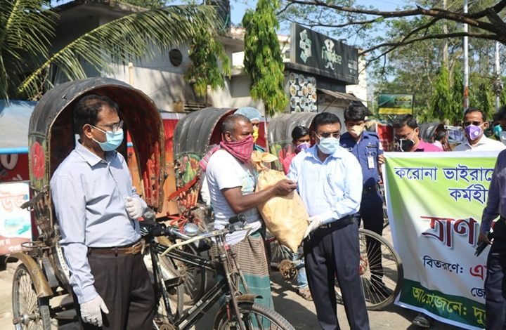 করোনায় নয় নিম্নবিত্তের আতঙ্ক ক্ষুধায় 1 21.03.20 4