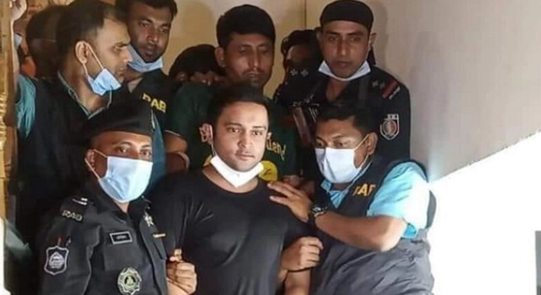 রিমান্ড শেষে দেহরক্ষীসহ কারাগারে ইরফান সেলিম 1 160081 apurbo 14