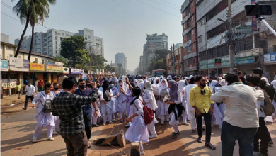 ছাত্রী