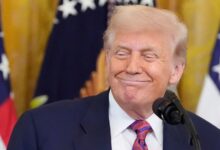 TRUMP 32 68e4a24b381f5